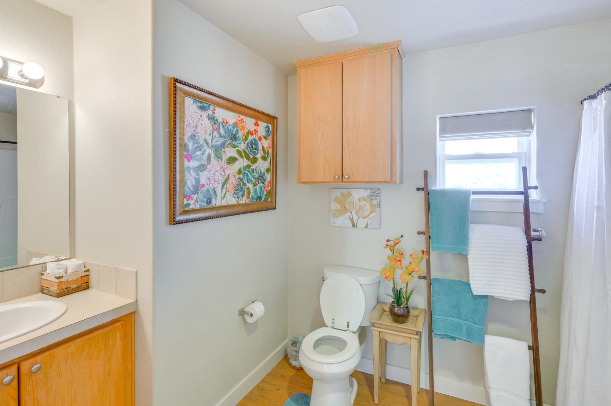 Ennis Vacation Rental With Balcony Walk To Downtown Екстериор снимка
