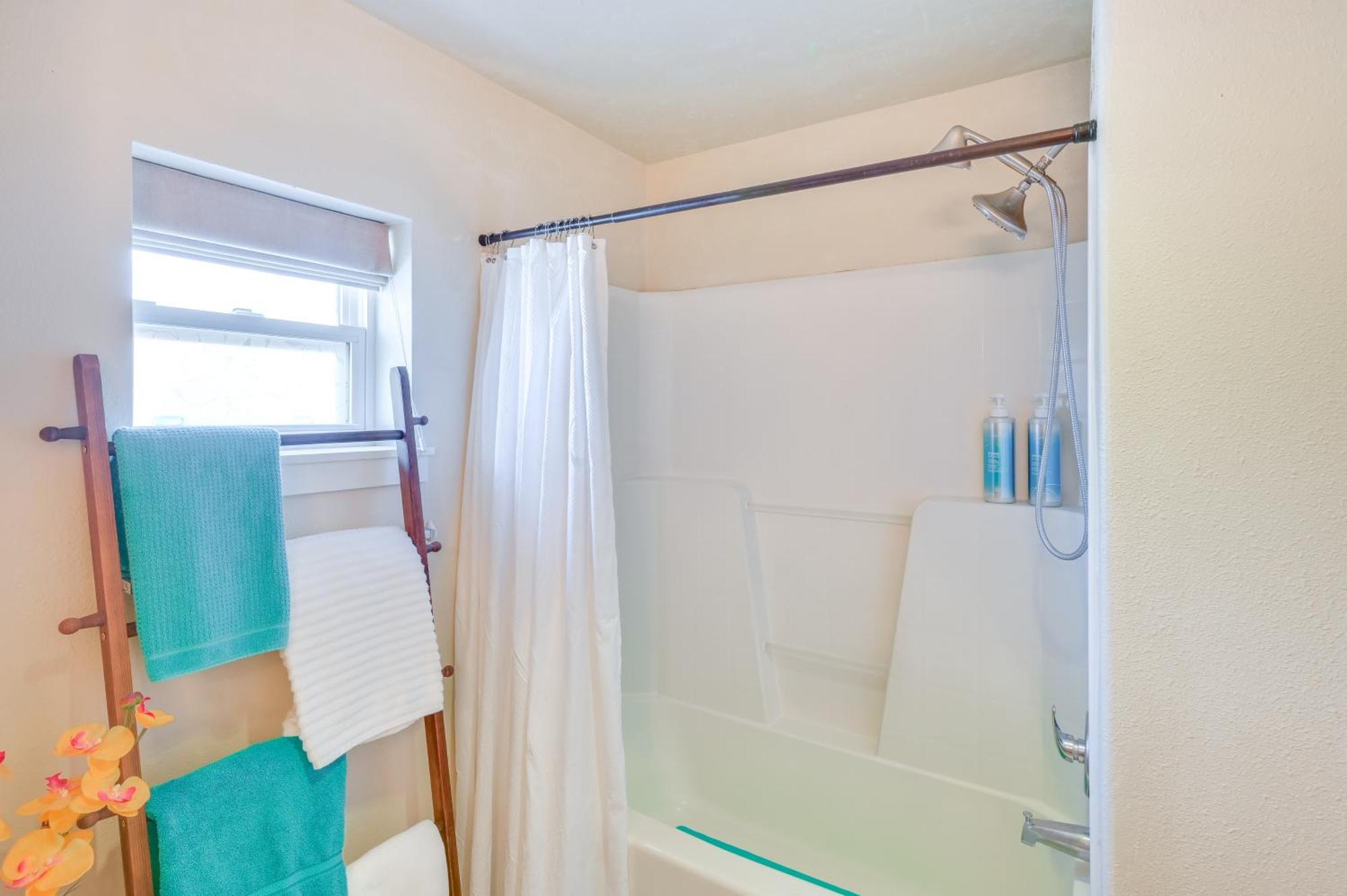 Ennis Vacation Rental With Balcony Walk To Downtown Екстериор снимка